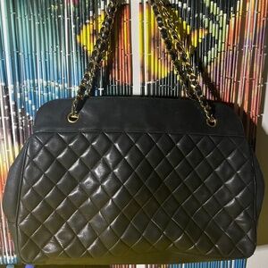 Vintage CHANEL Large Black Matelasse Leather Handbag
